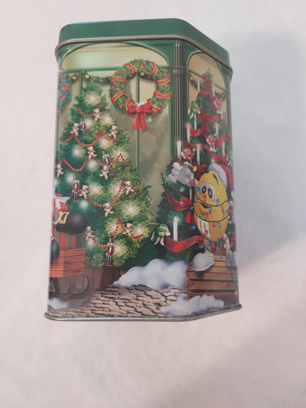 Vintage 2000 M&M'S Christmas Village Collectible Tree Shop Tin Limited Edition